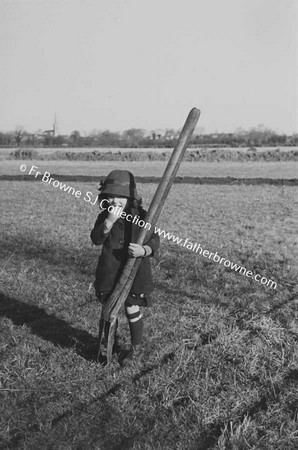 ANNIE O'BRIEN IN FIELD